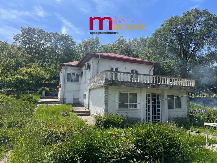Terenn 2800 mp+ Casa , oaza de liniste si relaxare