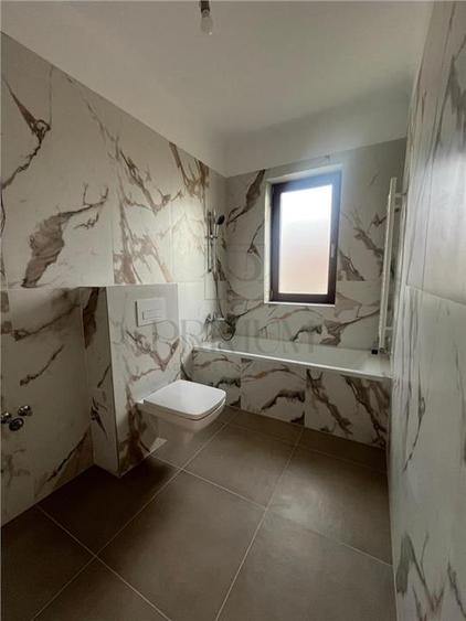 DUPLEX - PREMIUM | 5 CAM | 3 BAI | BALCON | TERASA ACOPERITA | 2xPARCARE | CURTE