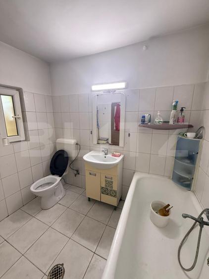 Casa de vanzare, 83 mp, zona Lupeni