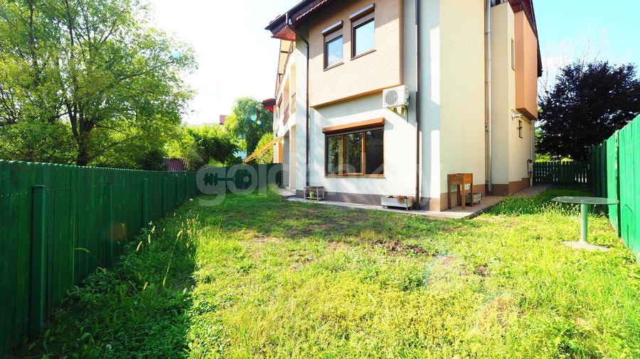 Vila cu 7 camere in complex rezidential