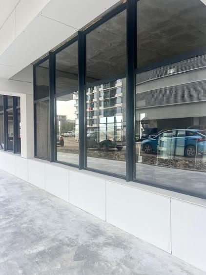 Campus - Universitate spațiu comercial stradal