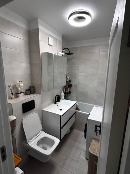 Apartament 2 camere decomandate 48mp/ Zona ultra centrala/ Complet mobilat