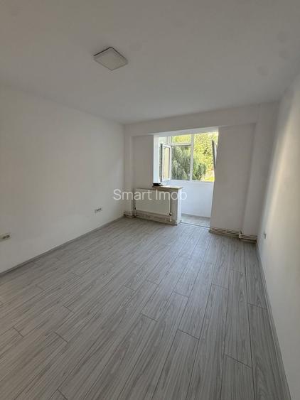 De vânzare apartament 2 camere Nou etaj 1 - 2