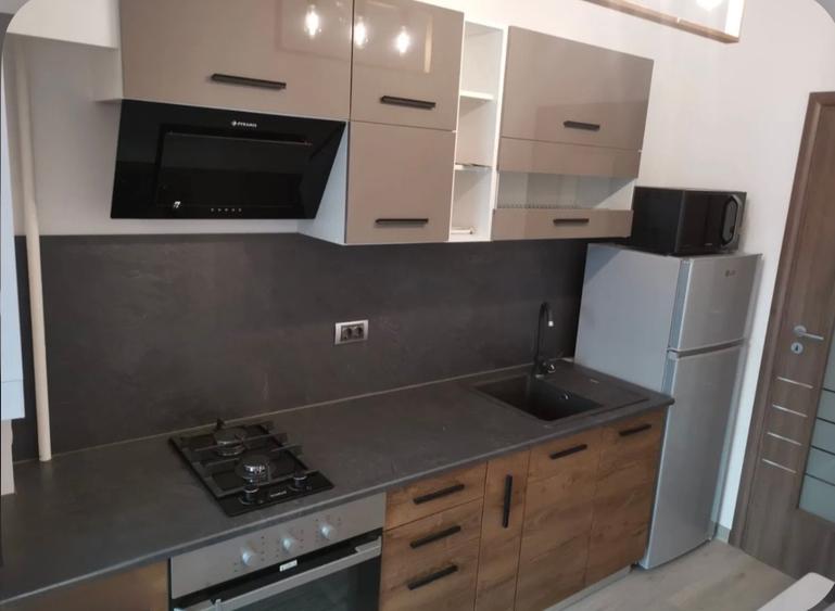 Închiriere garsonieră Exigent Plaza cu loc de parcare