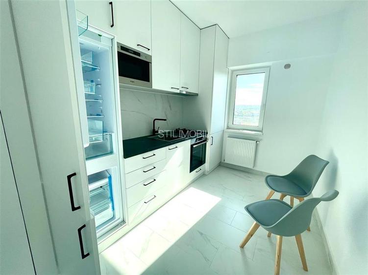 1 CAM CENTRU PALAS , PARCARE,PRIMA INCHIRIERE UNIREA TOWERS DEC - 430EUR - 17