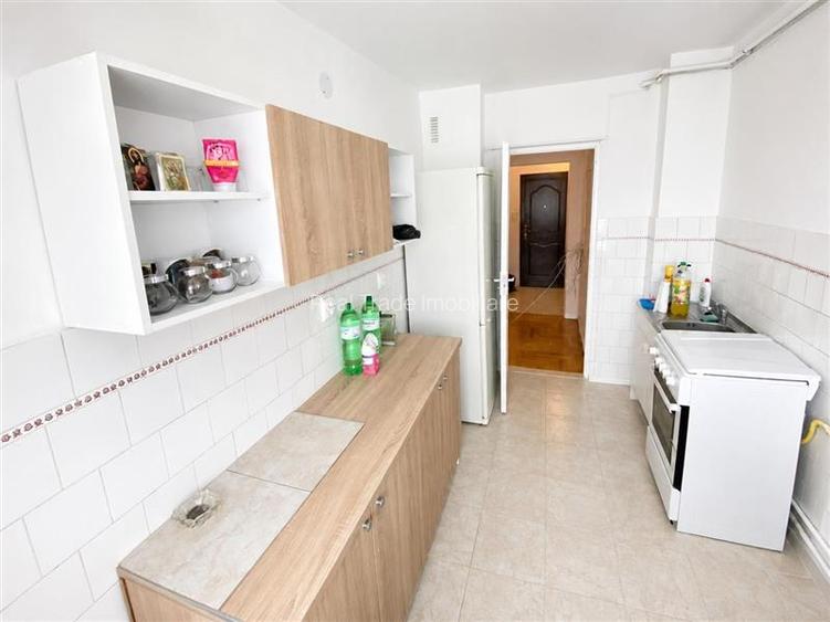 Apartament 2 camere decomandat Judetean, str. Zizinului - 5
