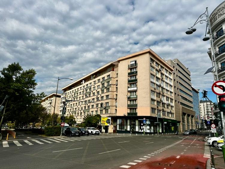 Apartament 3 camere modern - zona Universitate/ Sala Palatului