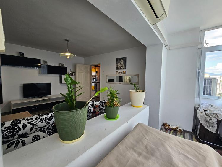 Apartament 2 camere, renovat integral, zona Gojdu
