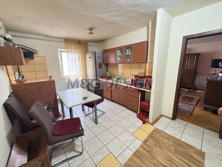 Inchiriez 3 camere decomandat etaj 1 Dorobanti - CENTRALA PROPRIE