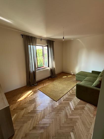 Apartament de inchiriat