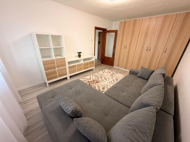 3 camere Casa Poporului 13 Septembrie Marriott Panduri Monitorul Oficial