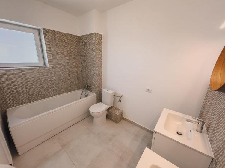 Casă de închiriat Pipera PLaza|| H4 The Village|| Grădină|| Parcare|| Voluntari