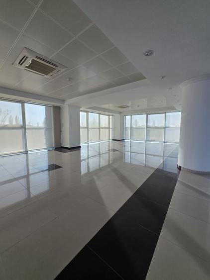 Splaiu Unirii teren 5000 mp Imobil S+P+5 Showroom, Clinica , Birouri , Hotel