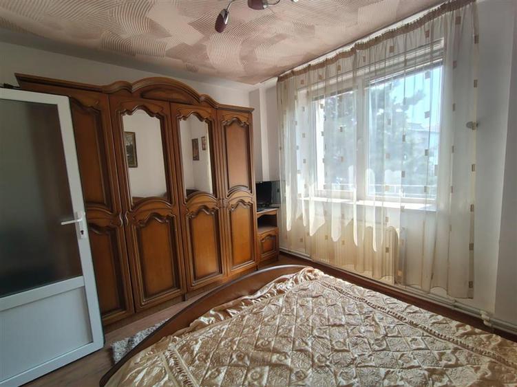 Apartament 2 camere | Centru | Etaj 2 | Decomandat | 2c-7020