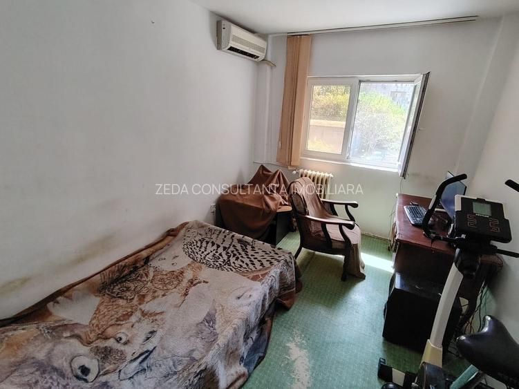 Apartament 4 camere-Metrou Brancoveanu - 13