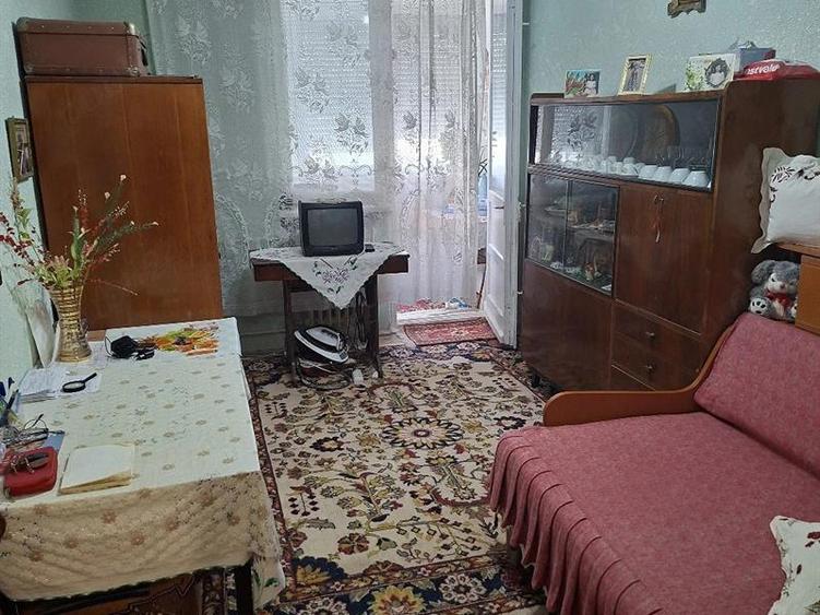 Apartament 2 camere, decomandat, Sud