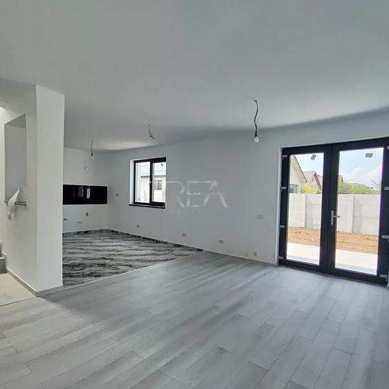 Casa Stil Mediteranean, P+1, Domnesti, toate utilitatile