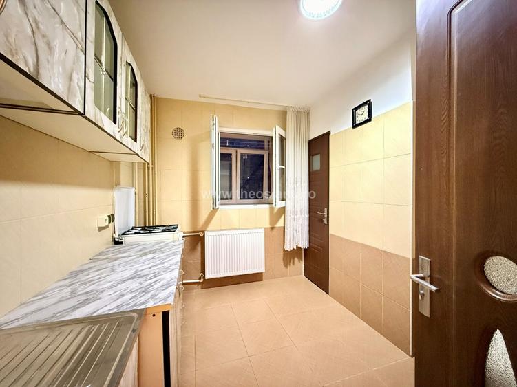 Apartament 2 camere decomandat Rahova Str. Bârcă