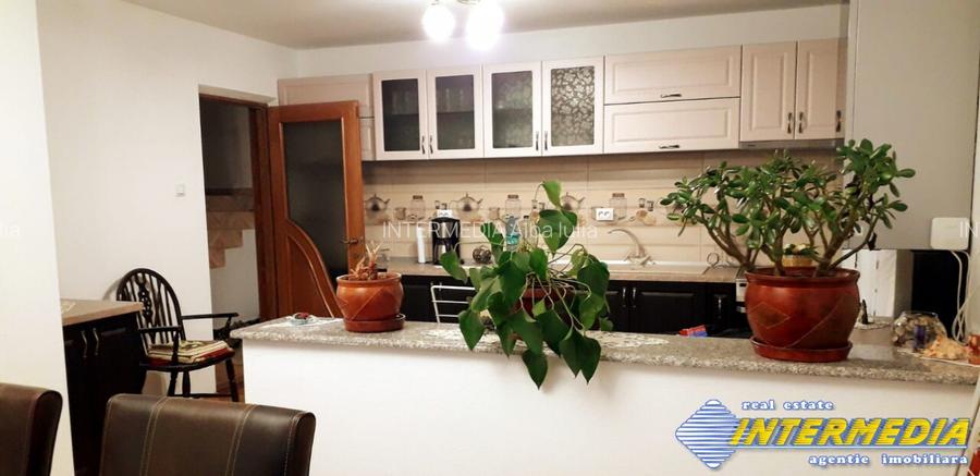 Casa Noua cu 4 camere + Living D+P+M in zona Arex Ampoi 3 - 9