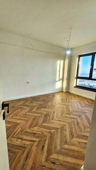 Apartament 3 camere decomandat - view superb - loc de parcare - mutare imediata