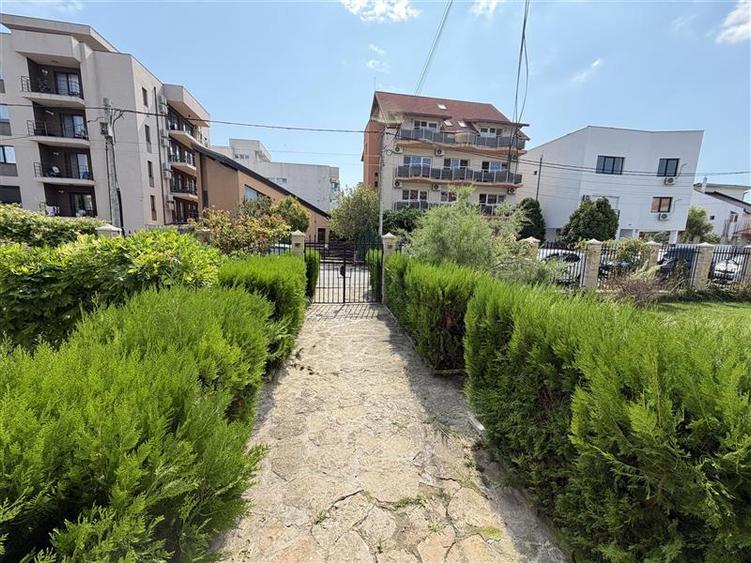 Vanzare Studio cu terasa 25 mp, zona Alezzi, mob utilat