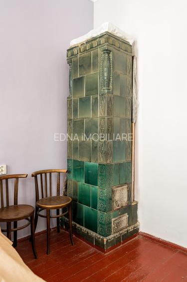 2 camere într-o casă monument istoric, strada Maria Hagi Moscu, parter