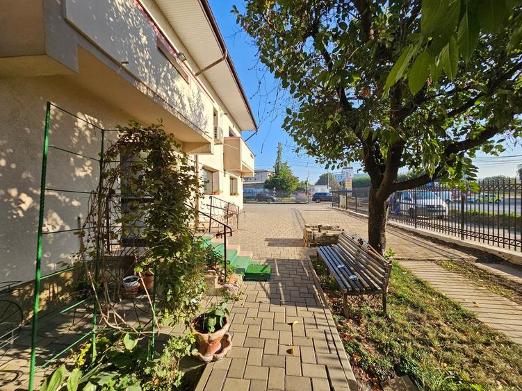 Spatiu pretabil pentru clinica medicala, 200 mp, parcare