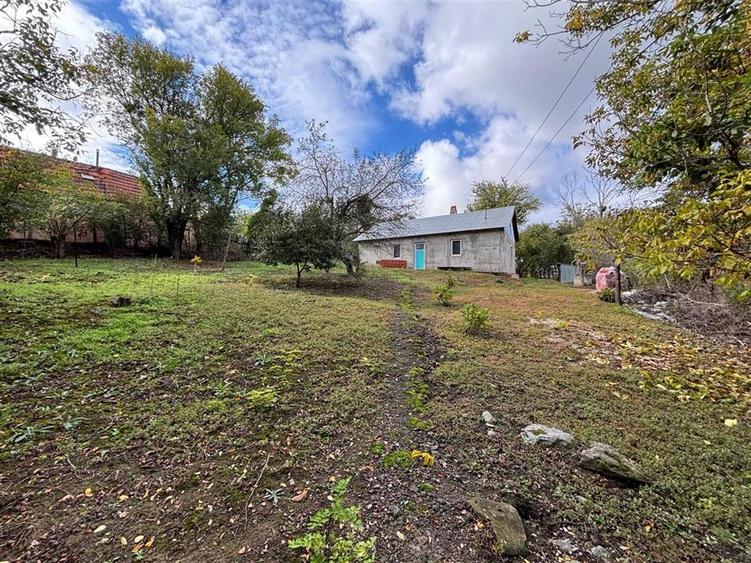 CASA DE VACANTA| TEREN 1.000 MP | SAT TRIA | COMUNA DERNA | JUDETUL BIHOR