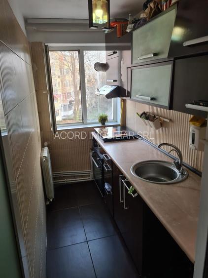 Apartament cu 4 camere renovat centrala gaz Inel II - 10