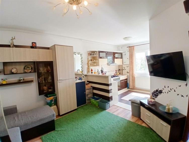 RECO Apartament 2 camere cu Parcare proprie Bloc 2012 . Zona Gheorghe Doja