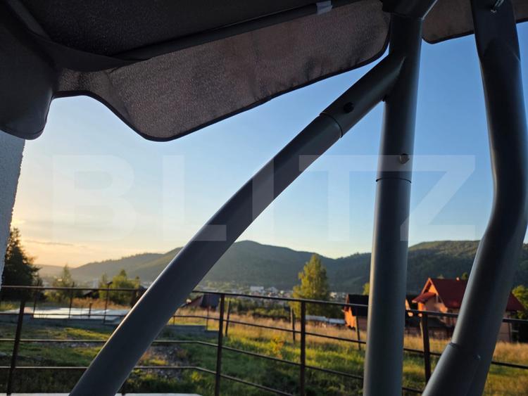 Casă de vacanță + 3000  mp teren, Gura Humorului