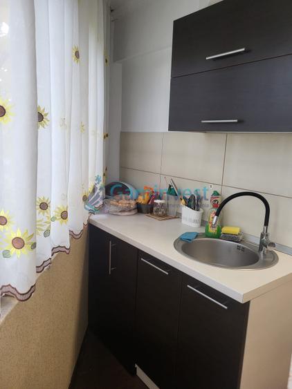 Apartament cu 2 camere de vanzare, zona Calea Aradului, Oradea