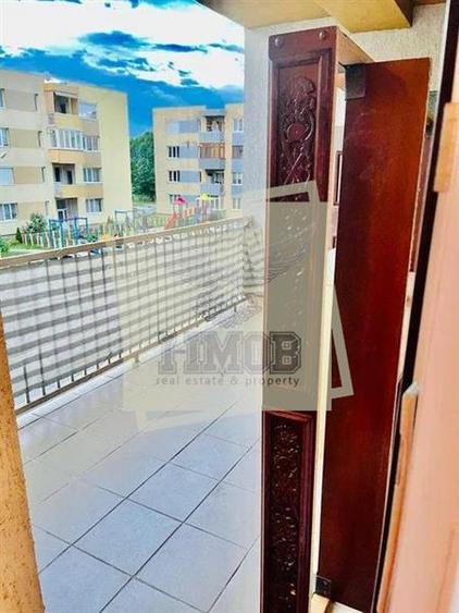 Apartament 2 camere cu balcon si parcare zona Calea Dumbravii