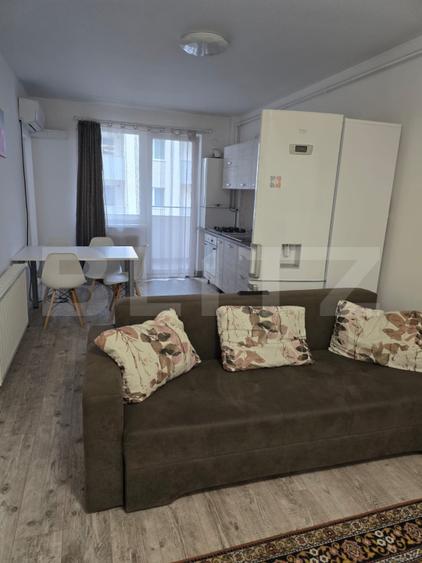 Apartament cu 3 camere, 47 mp, parcare subterana, zona Vivo