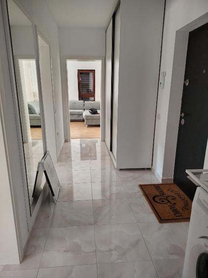 Vând apartament doua camere