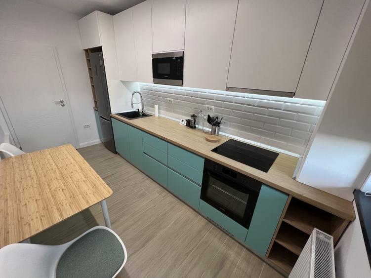 Apartament  2 Camere Decomandat / Mobilat / Balcon / Loc parcare subteran / Boxa