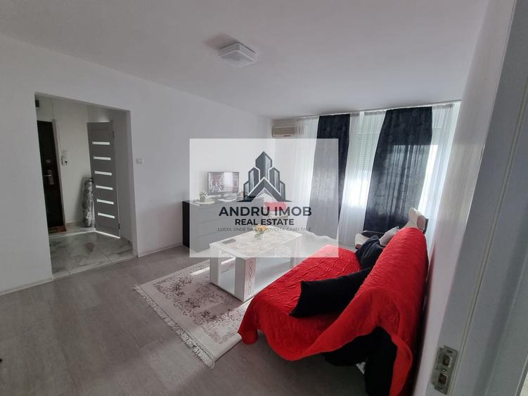 2 Camere Renovat Total | Metrou 1 Decembrie (2 min)