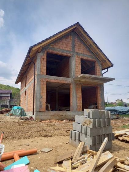 Casa individuala 4 camere in Sălicea, teren 450 mp, utili 120 mp
