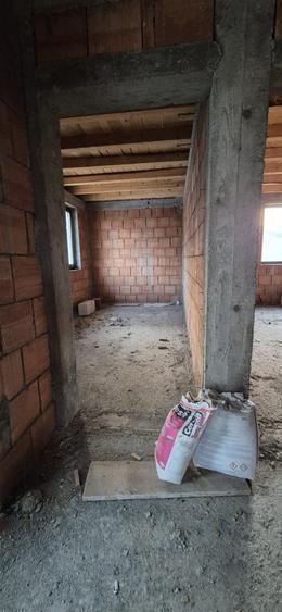 Casa de vanzare, 3 camere, 92 mp, in zona Ciritei, Cod 161628