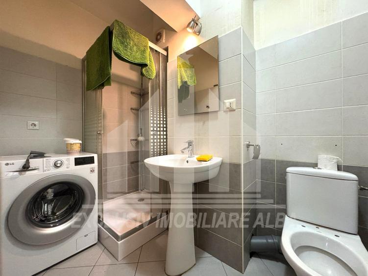 Apartament 3 camere decomandate | 65 mp | Parcare | Curte | Tolstoi
