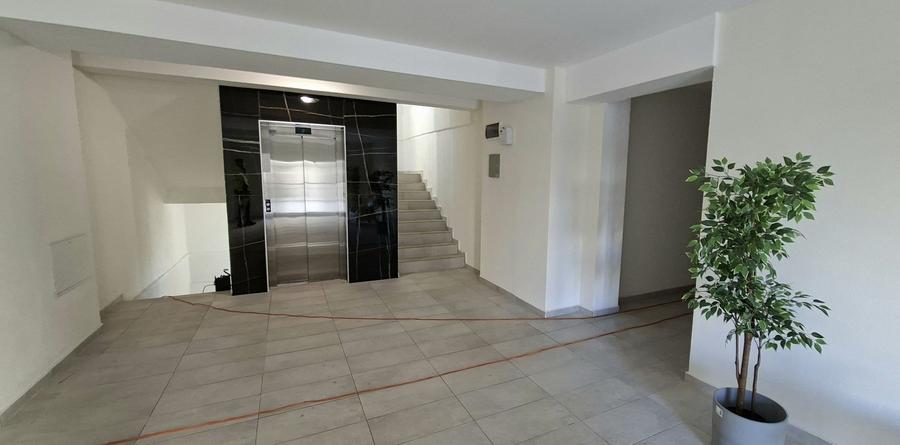 Apartament cu 2 camere si loc de parcare subteran