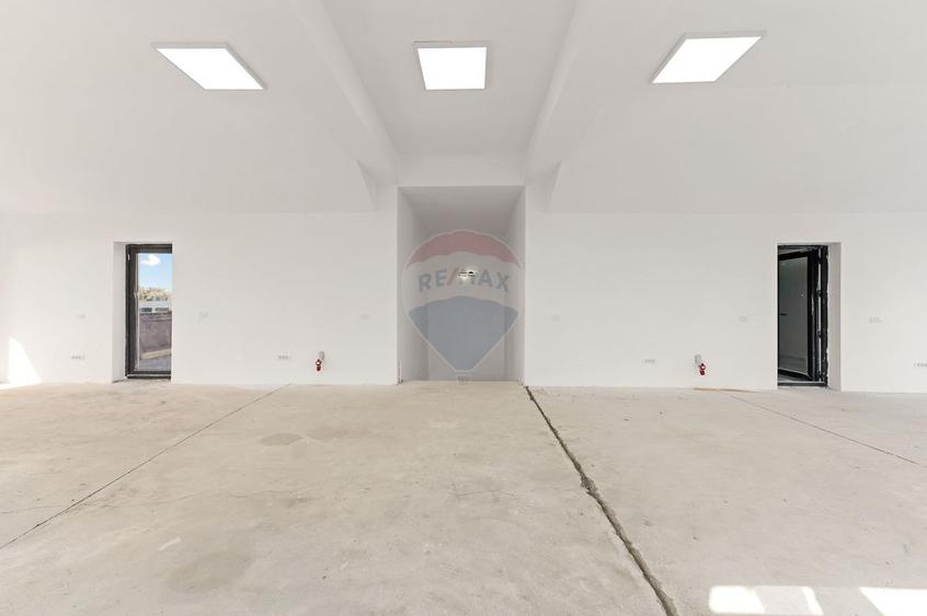 Inchiriat Spațiu comercial/locuit/birouri de 410mp în zona Nord BUFTEA