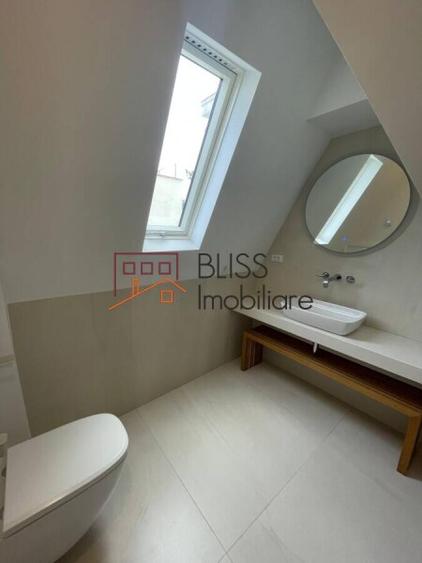 Vilă Spectaculoasă Complet Renovată cu Grădina Privată