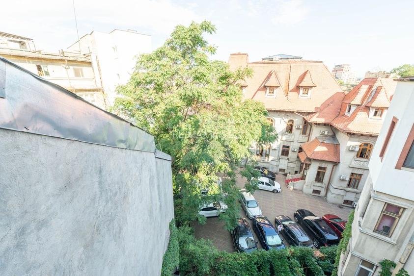 Apartament 4 camere de vanzare 104 mpu, Calea Mosilor - 23