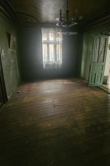 Casă interbelică cu dublu potențial – Zona Cantacuzino, Ploiești