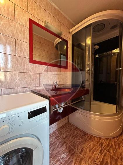 Vanzare Apartament 2 Camere Dec. în Vilă Ideal Rezidential sau Airbnb