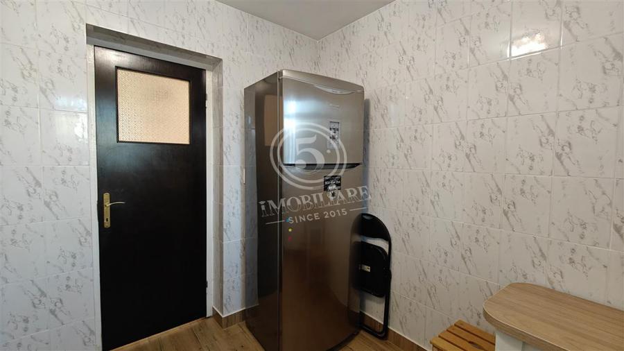 Teiul Doamnei- Apartament 3 camere de Inchiriat