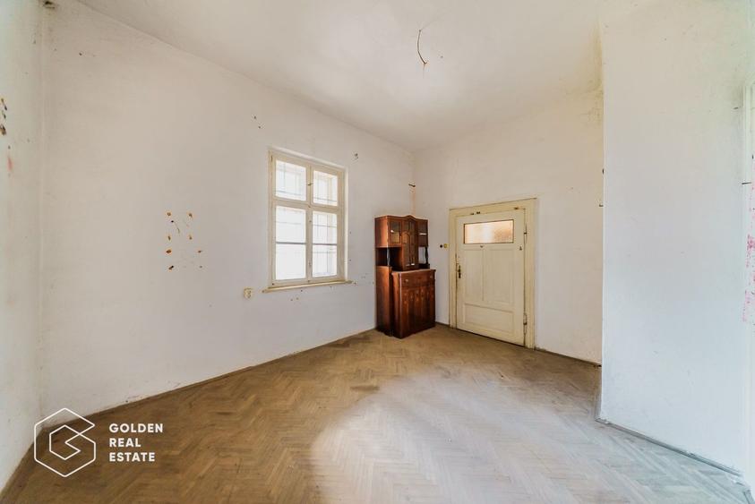 4 Camere la casă, 215mp+261mp teren, str Preparandiei