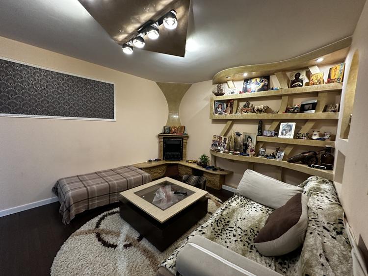 Apartament 3 camere Deco Sub-Stadion 2 Bai Balcon Etaj 2 Finisat Mobilat Utilat