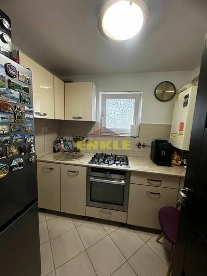 APARTAMENT 2 CAMERE DE VÂNZARE – ZONA BULEVARD